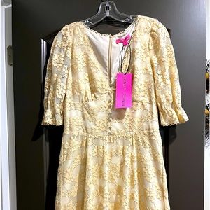 Lace dress